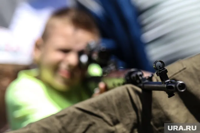 В ребятах хотят воспитать чувство гордости за службу их отцов на СВО (фото из архива)