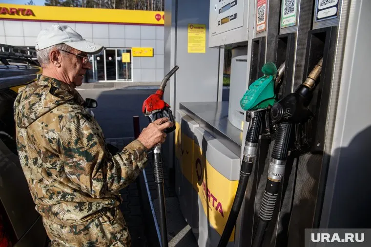 В ХМАО за неделю снизилась стоимость бензина на 3,4%