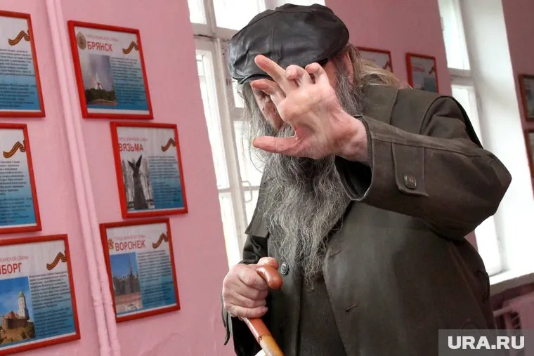 Чтобы пенсионеру вернуть государству три копейки, придется писать заявление