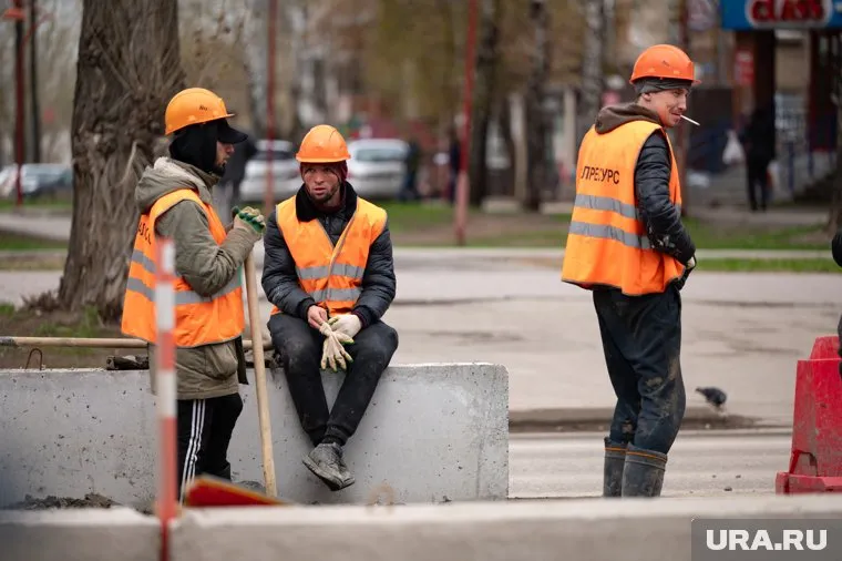 В Салехарде за лето обновят десять километров дорог (архивное фото)