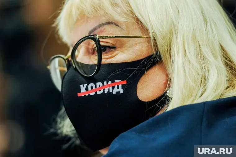 По мнению бывшего главного санитарного врача России, маски теперь часть нашей жизни