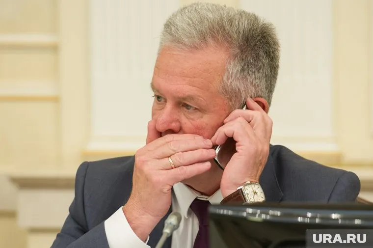 Чиновника обвиняют в получении взятки