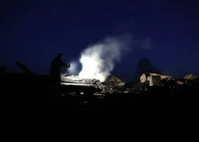 Жители назвали версию жуткого пожара в свердловской деревне