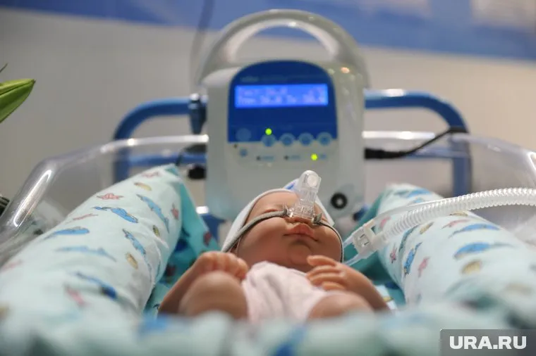 От смерти грудничка спасло чудо — и сотрудник полиции