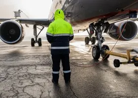 В Надыме задерживаются вылеты и прилеты воздушных судов 