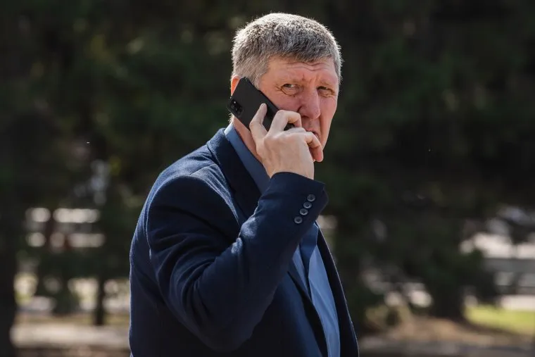 Прощание с полковником Павлом Кропотовым в Окружном доме офицеров. Екатеринбург