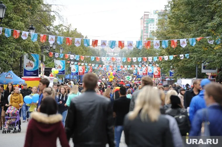 Южноуральская столица готовится ко Дню города