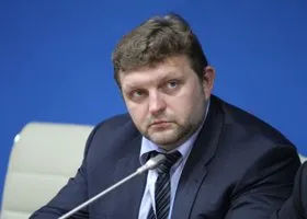 Осужденного за взятки экс-губернатора Белых этапировали в колонию