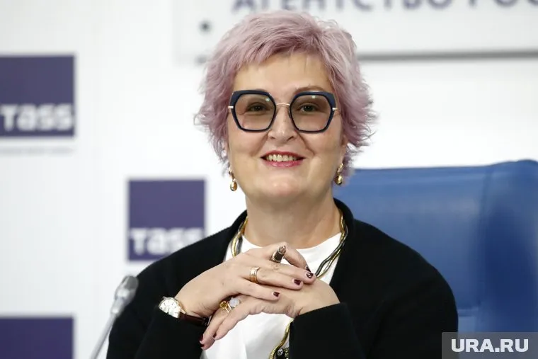 Татьяна  Устинова отмечает день рождения 21 апреля