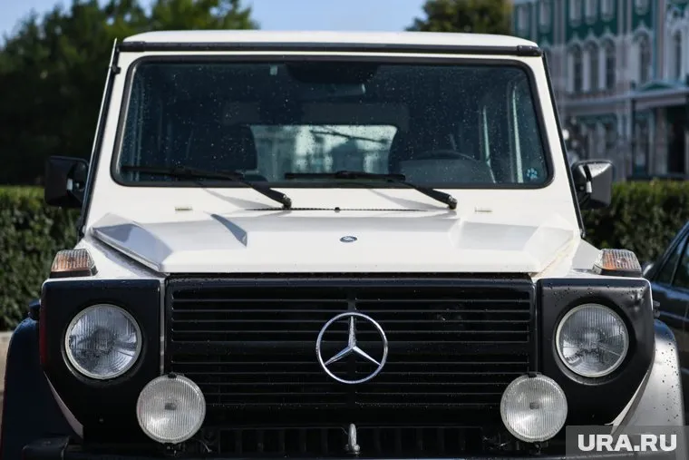 Мечта из 90-х - белый «Мерседес» - по-прежнему ценится в Тюмени дороже всего