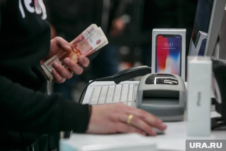 Продажи iPhone сократились из-за спада в Китае