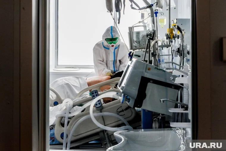 В Тюменской области зафиксирован первый случай заражения шатммом коронавируса «Омикрон»