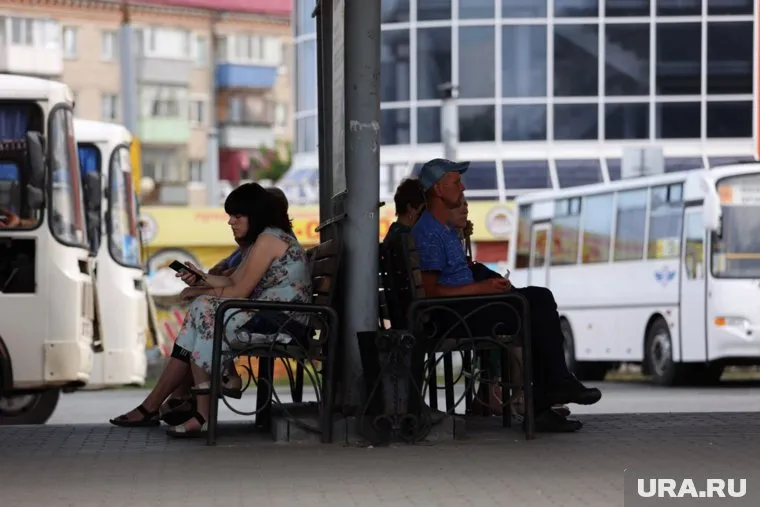 Перевозчики, осуществляющие рейсы по семи маршрутам повысят стоимость проездов от пяти до 15 процентов