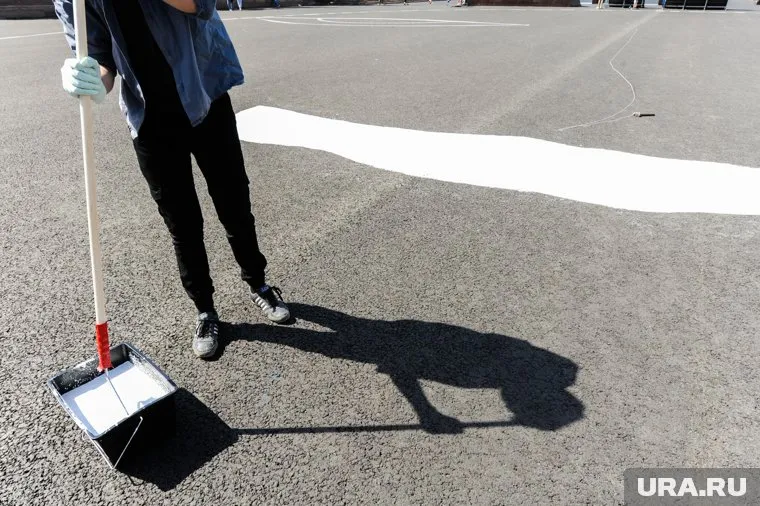 Новое покрытие не выгорает и устойчиво к агрессивным средам (фото из архива)