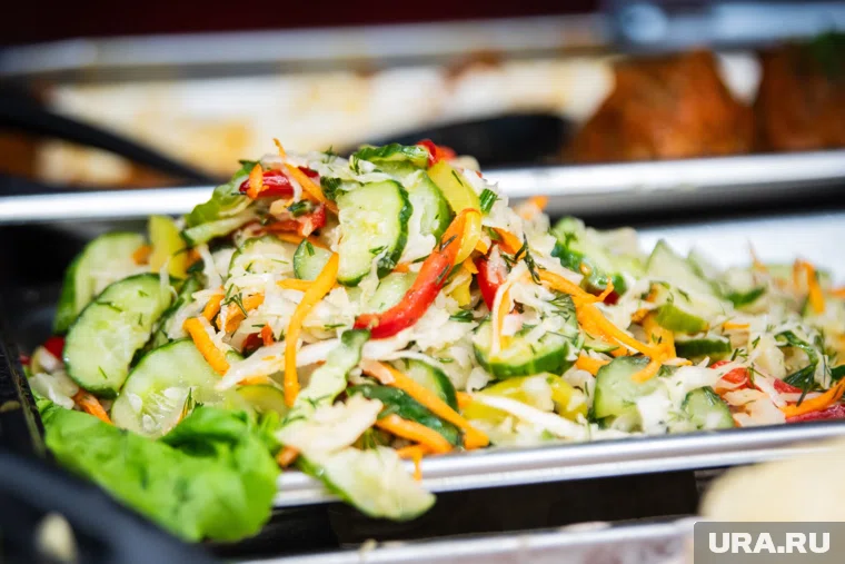 Врач назвала главные правила того, как не отравиться магазинной едой