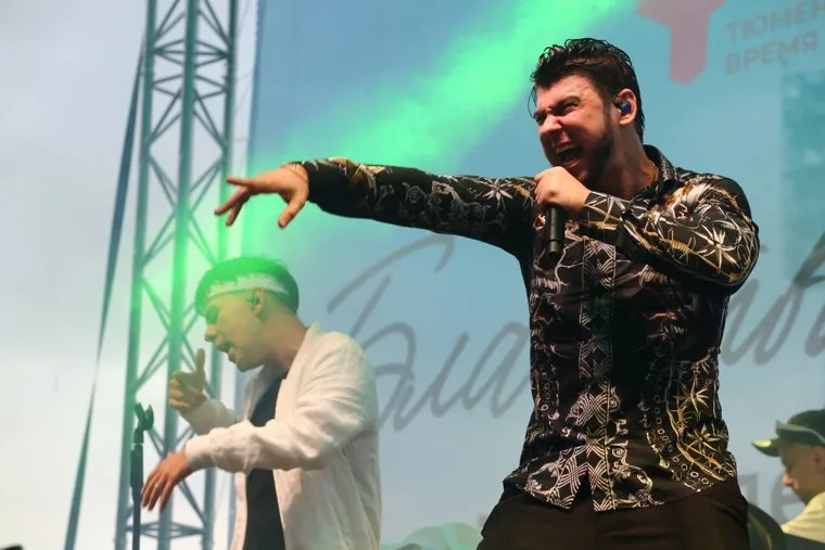 Концерт на стадионе. Тюмень