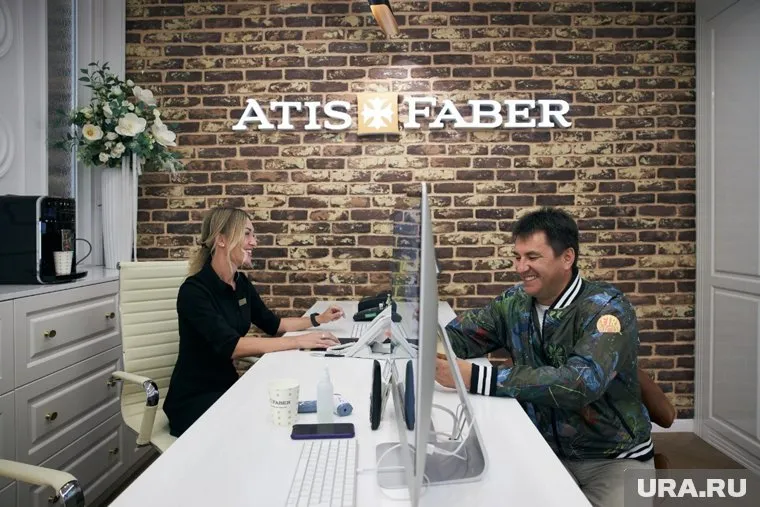 Если без стачивания не обойтись, то в Atis Faber зубы подготавливают с минимальной обработкой.
