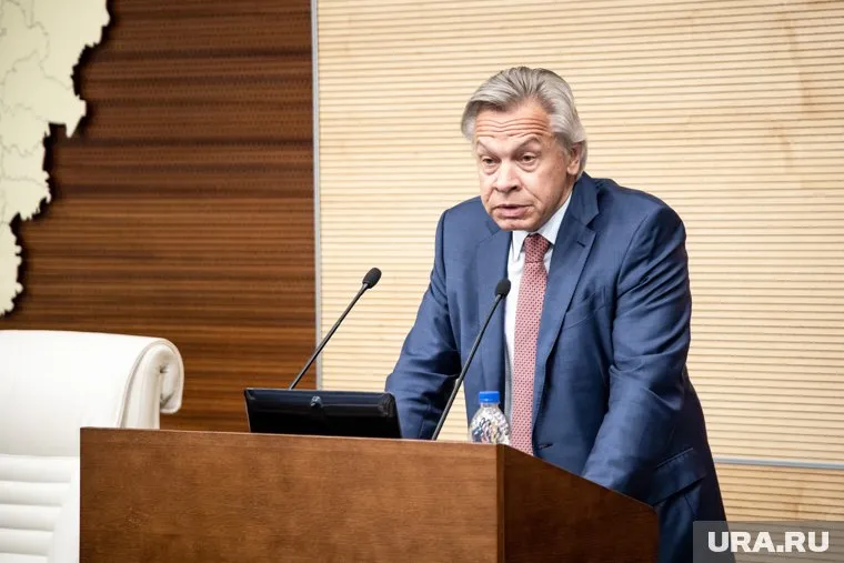 ФРГ терпит оскорбления украинских властей из-за Степана Бандеры, считает Алексей Пушков