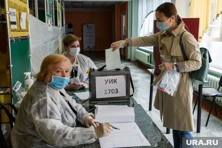 Явка в Екатеринбурге по-прежнему тянет Свердловскую область вниз