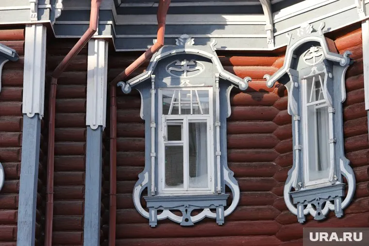 Многодетным семья разрешат потратить субсидию на квартиру в современном деревянном доме