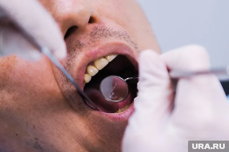 Тагильчанин работал врачом с дипломом зуботехника