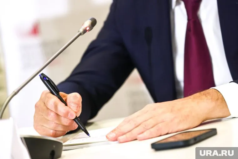 Совещание продолжится завтра, но немного в другом составе