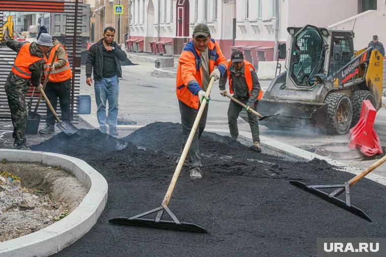 Трудовые мигранты из Киргизии имеют преимущества при въезде на работу в Россию 