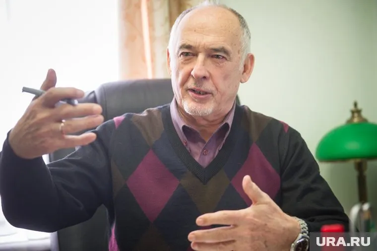 Анатолий Гайда поспорил с автором правок в Конституцию РФ