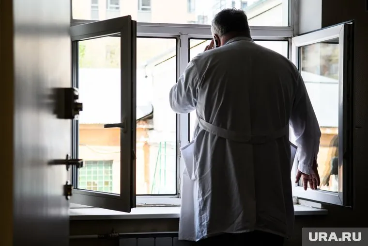 Все врачи и медсестры должны быть зарегистрированы в едином реестре