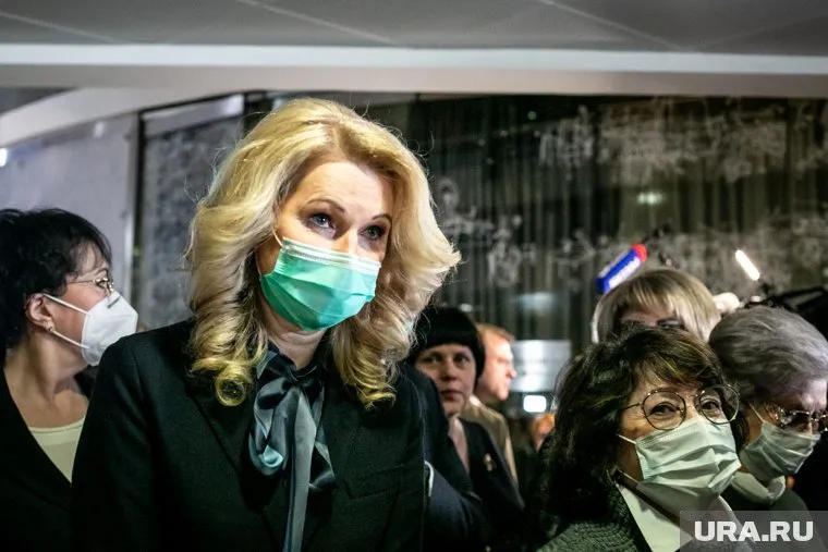 Голикова призвала ограничить массовые мероприятия и обеспечить нужный уровень вакцинации