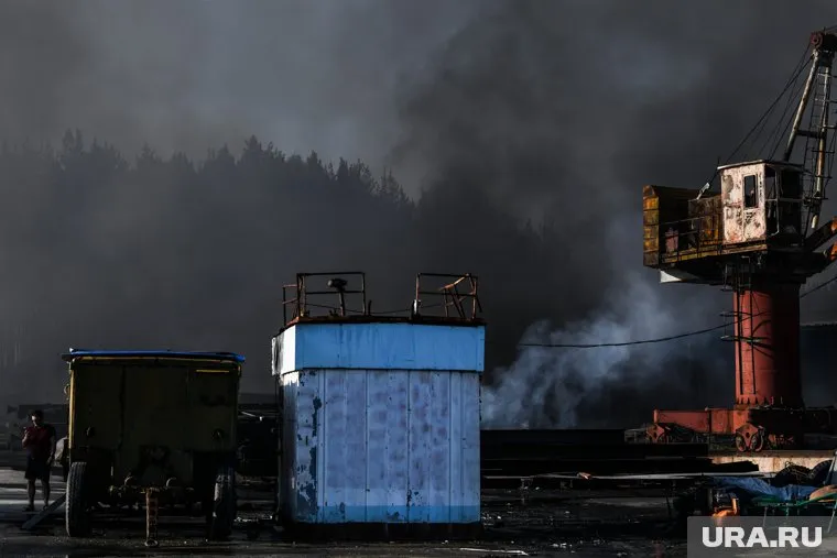 Площадь пожара составила 2000 квадратных метров