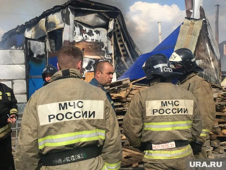 Площадь горения составляла 900 квадратных метров