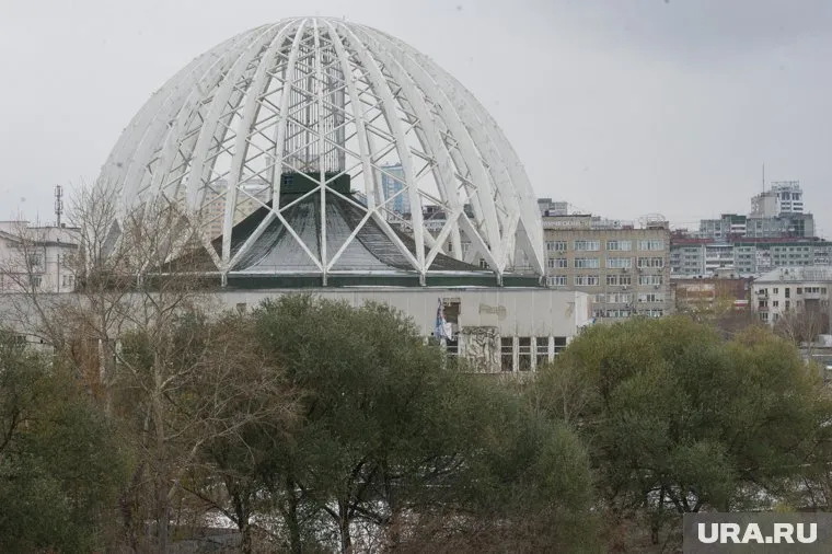 Исторический парк будет построен за зданием цирка, на набережной реки Исеть