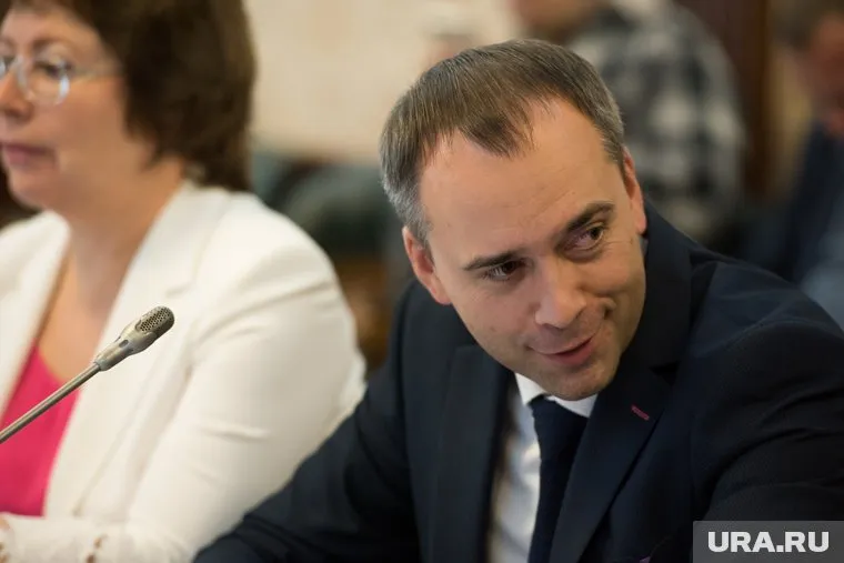 В 2019 году Дяченко пришел в мэрию Тюмени с поста главы аппарата губернатора