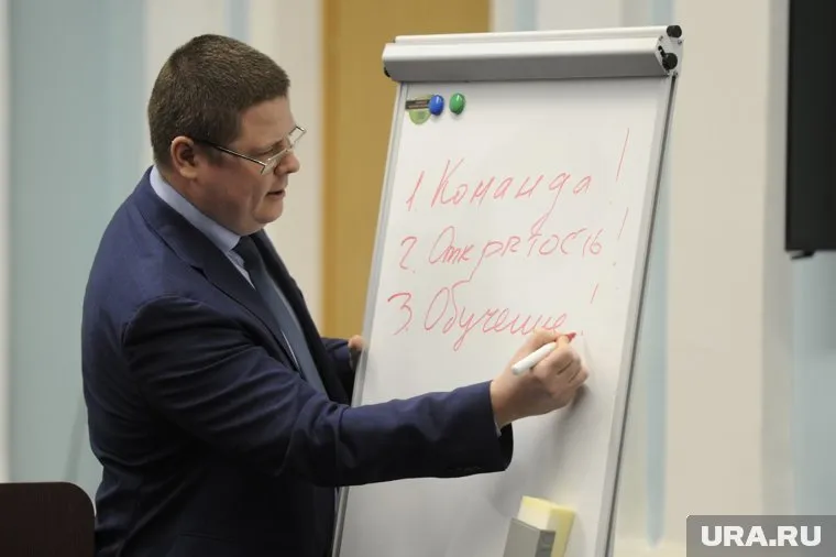 Анатолий Векшин проверит депутатов на готовность