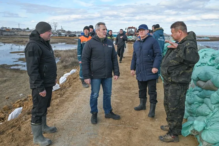 Александр Моор и Владимир Якушев в Казанке. Тюмень