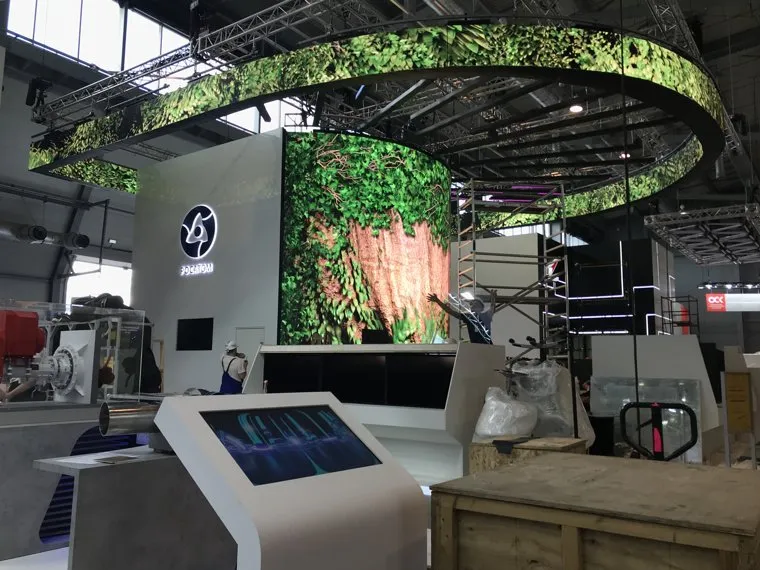 Подготовка стендов к международной промышленной выставке Иннопром-2019. Екатеринбург