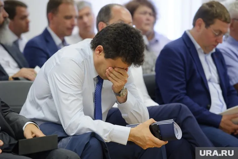 Сотрудники департамента ЖКХ Нефтеюганска не могут получить зарплату