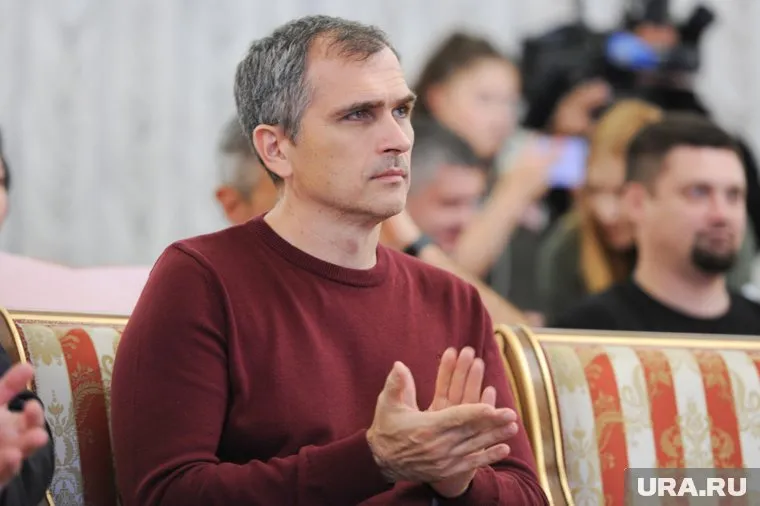 Подоляка заявил, что хотел познакомиться с сотрудниками компании