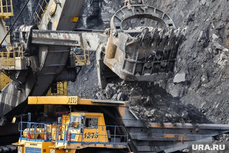 Россия увеличит поставки угля за счет Европы, Китая и Индии, сообщил Анатолий Яновский