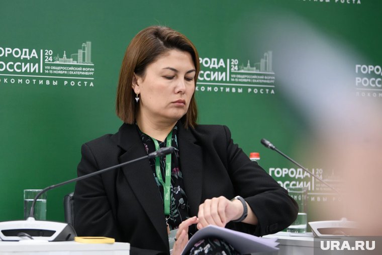 Свердловский истеблишмент обсуждает «отставку» главной по туризму