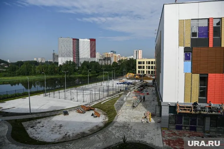 Строители вышли на площадку в июне 2023 года