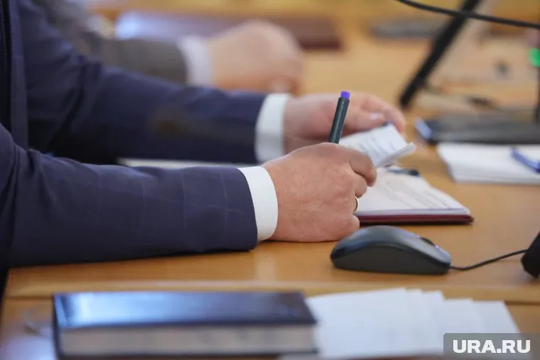 Вопрос о вотуме недоверия спикеру думы Урая не дали внести в повестку заседания