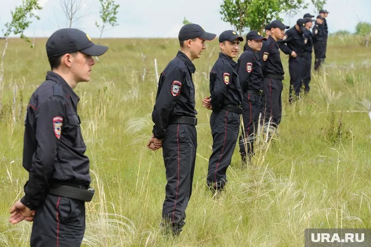 В поисках были задействованы 900 правоохранителей