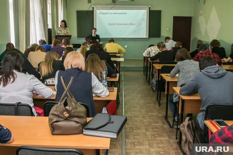 Детей забрали прямо из учебных заведений