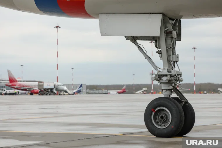 Пассажиры Vietjet Air в Красноярске ждут вылета во Вьетнам более суток