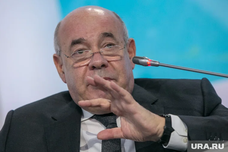 Швыдкой считает, что Аллу Пугачеву нельзя вычеркнуть из культуры