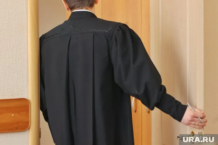 Курганца приговорили к лишению и ограничению свободы