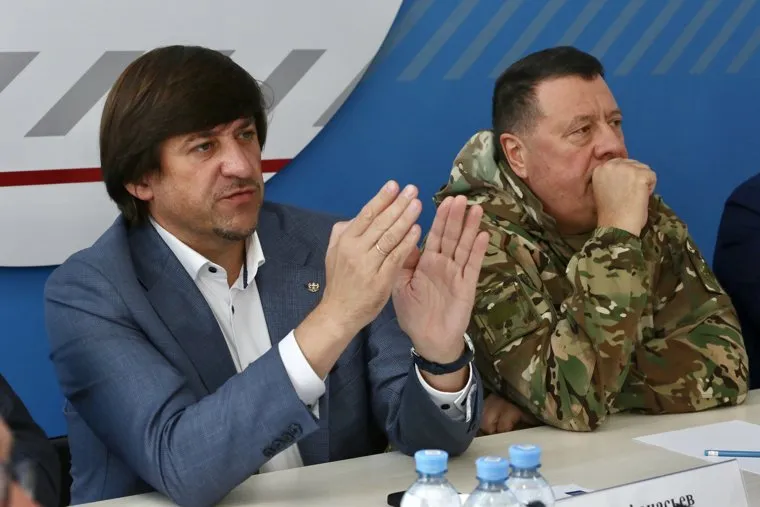 Обсуждение мемориала для погибших на СВО. Тюмень