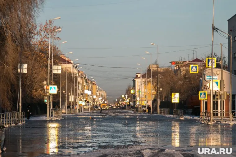 На месте аварии уже работает ремонтная бригада